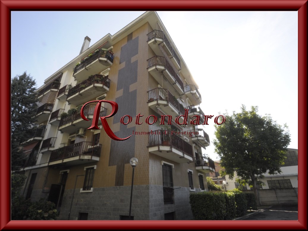 Appartamento in Vendita in Via Achille Grandi, 4 Buccinasco