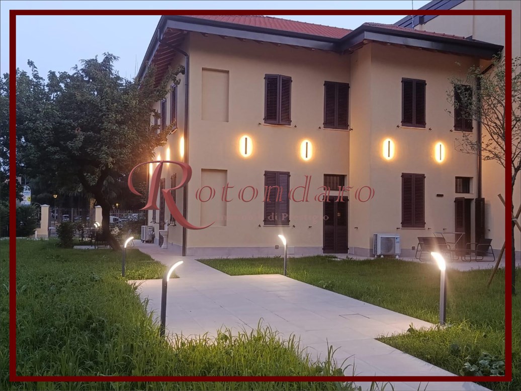 Villa Unifamili in Vendita in Via Dante Alighieri, 33 Opera