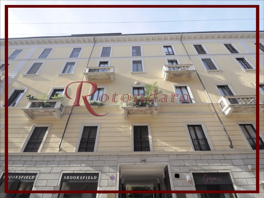 , Via Solferino, Milano