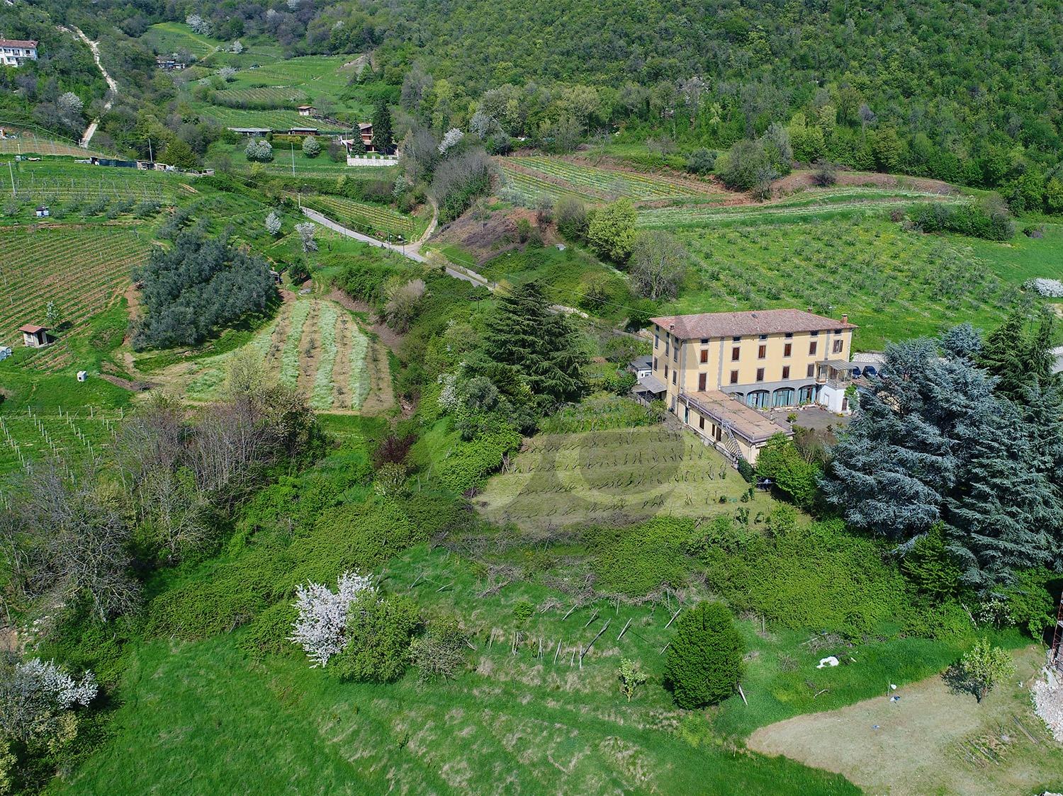 Villa unifamiliare in vendita in Via Valle, Monticelli Brusati