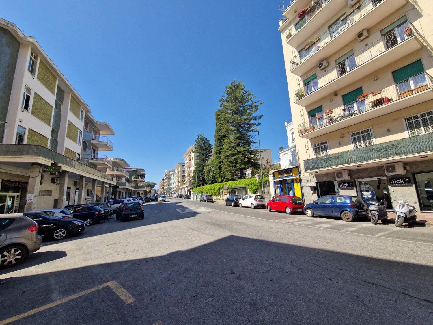 Posillipo via Manzoni ad. Funicolare