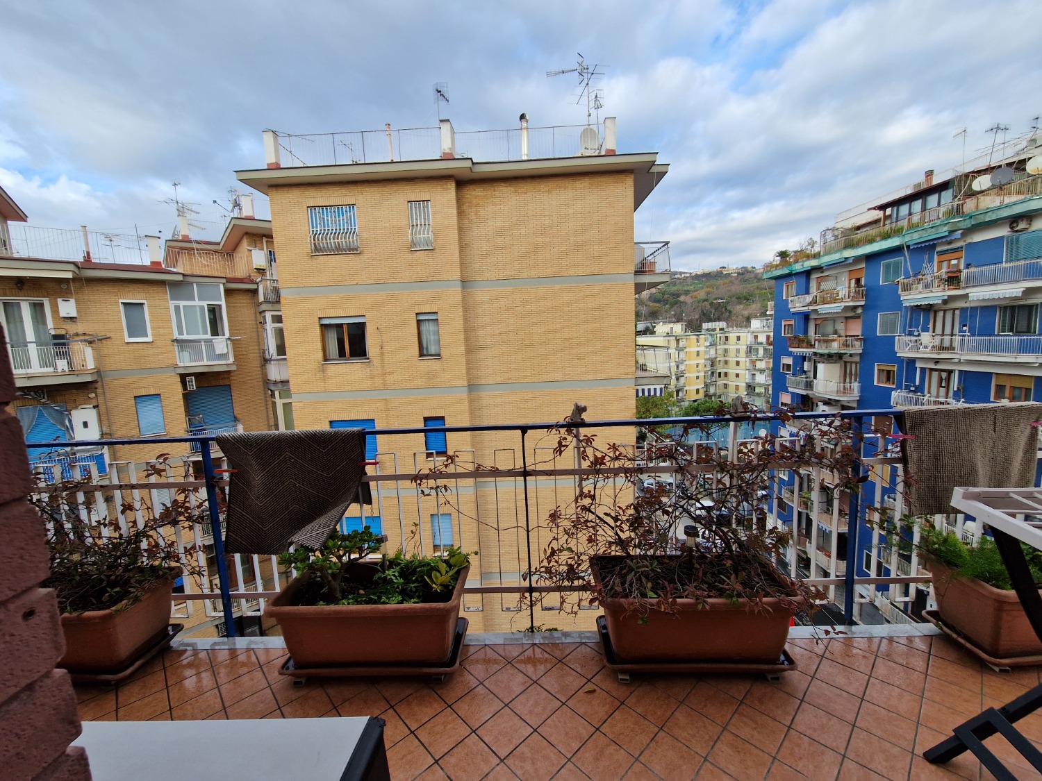 Vomero Arenella appartamento 110 mq con posto auto