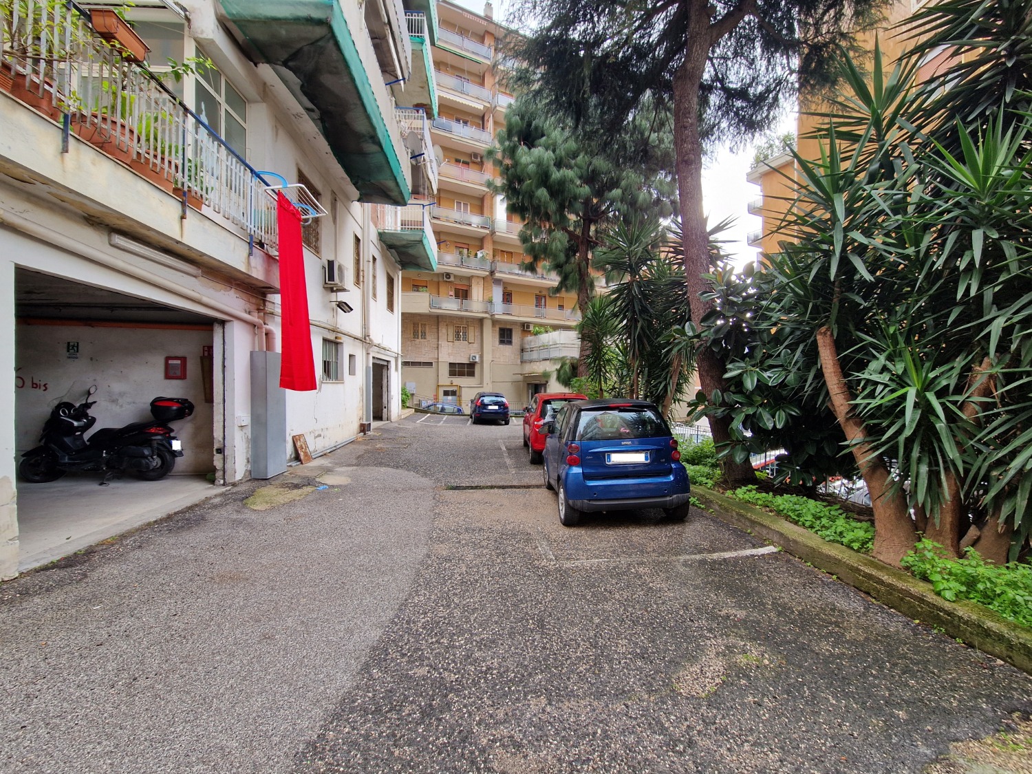 Vomero Arenella appartamento 110 mq con posto auto