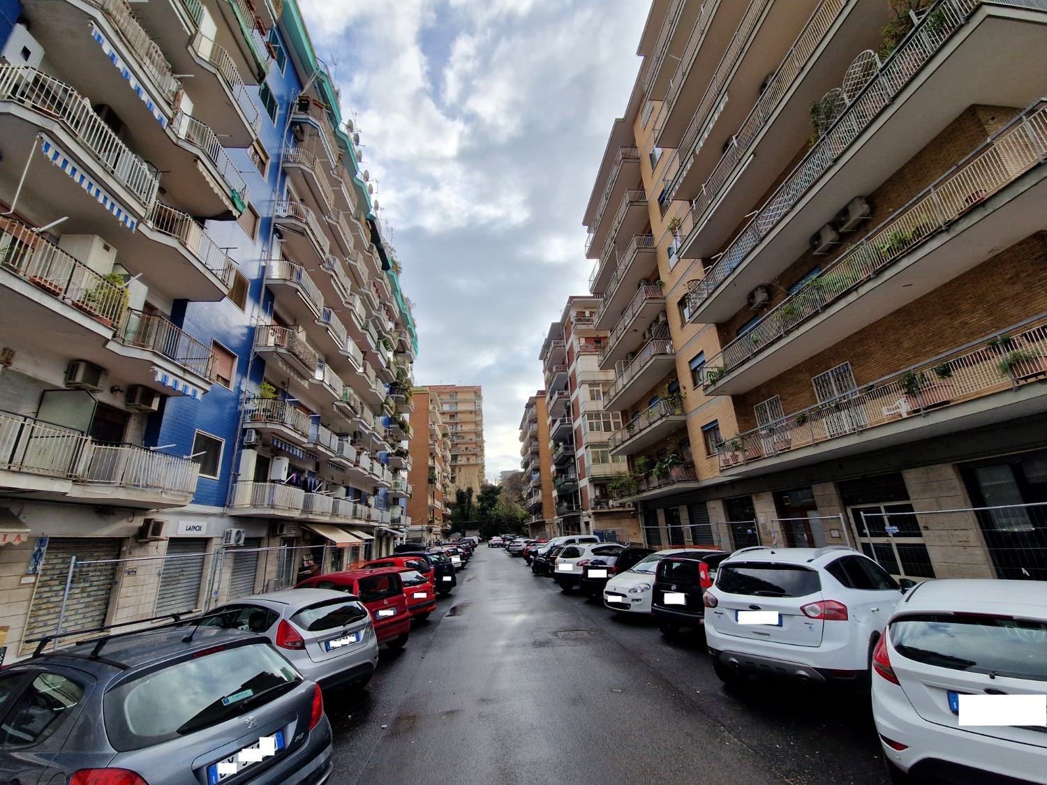 Vomero Arenella appartamento 110 mq con posto auto