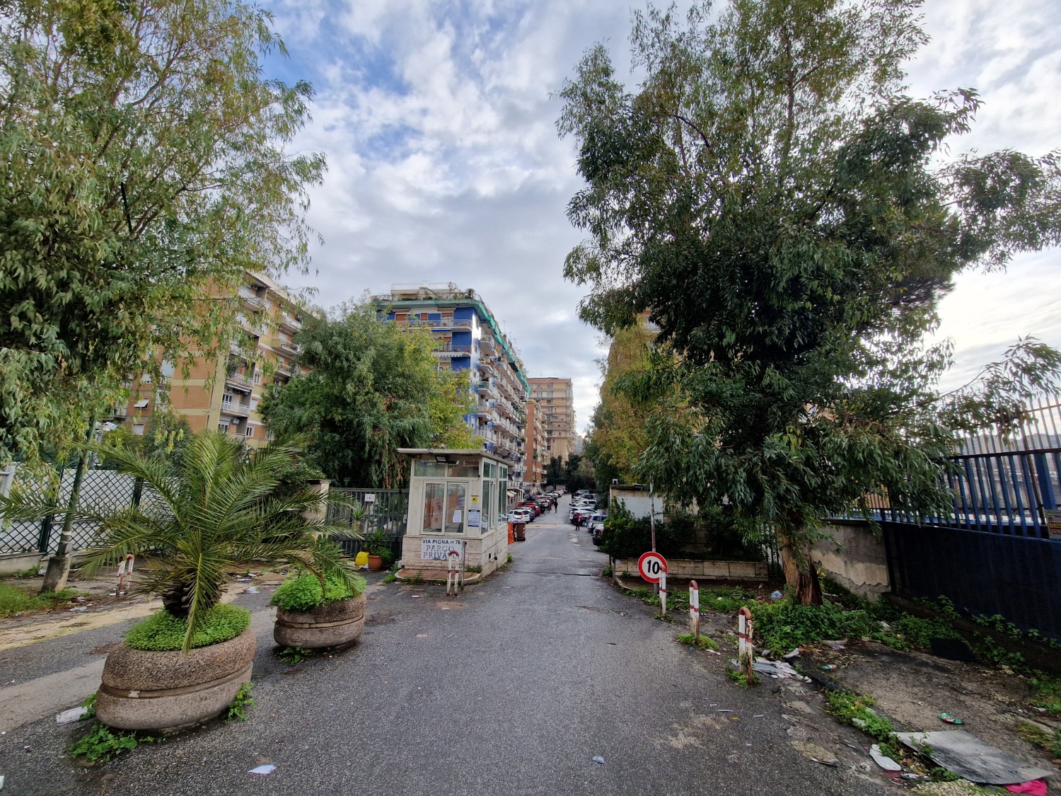 Vomero Arenella appartamento 110 mq con posto auto