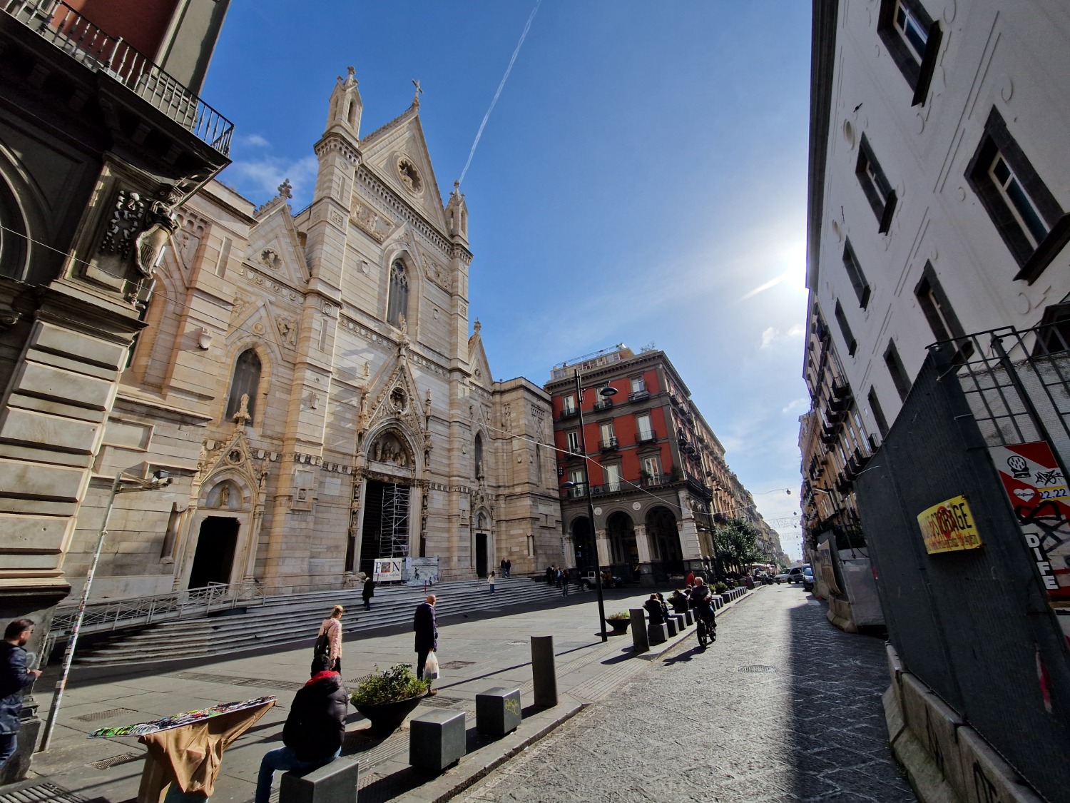 centro storico -  via Duomo ad. 2 vani 45 mq