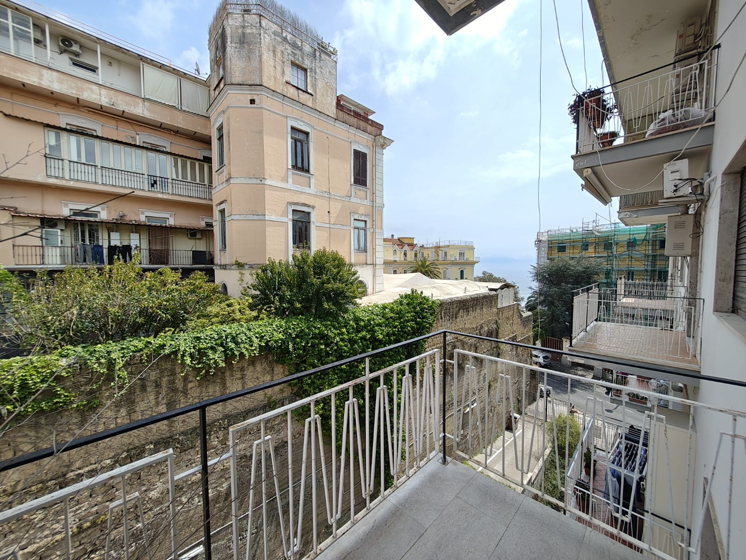 Tasso -  appartamento 3 locali  1.200 A373