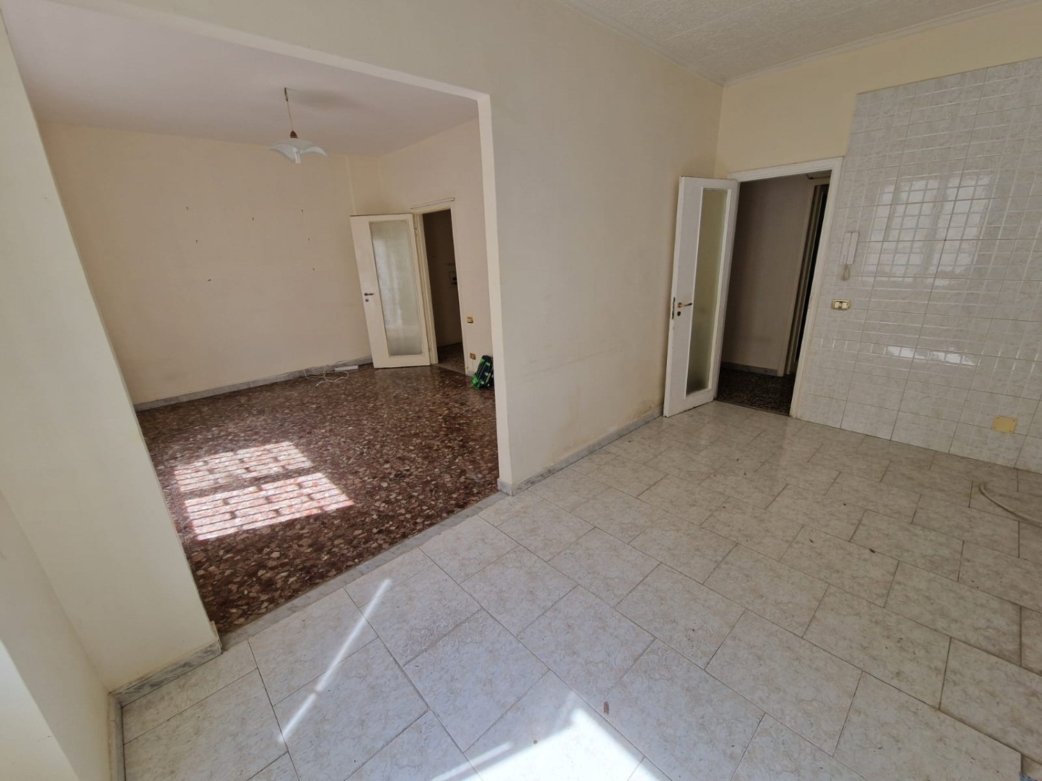 Avvocata-Capodimonte Via Irolli 110 mq oltre terrazzi