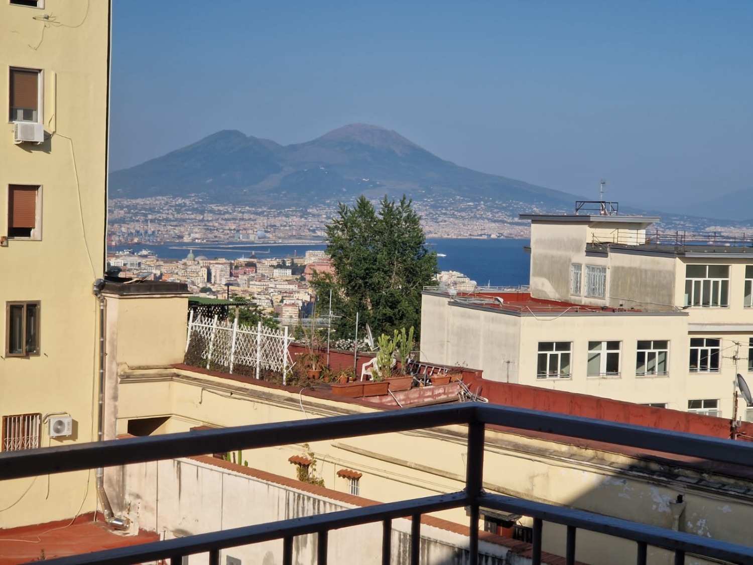 Manzoni primo tratto appartamento panoramico