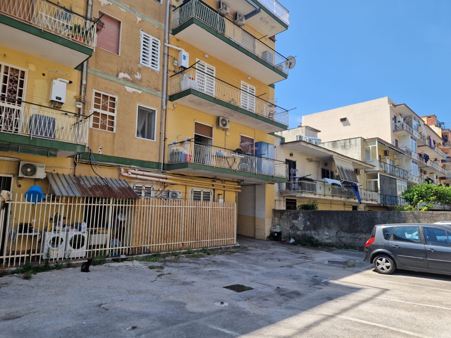 Pianura, posto auto 15 mq