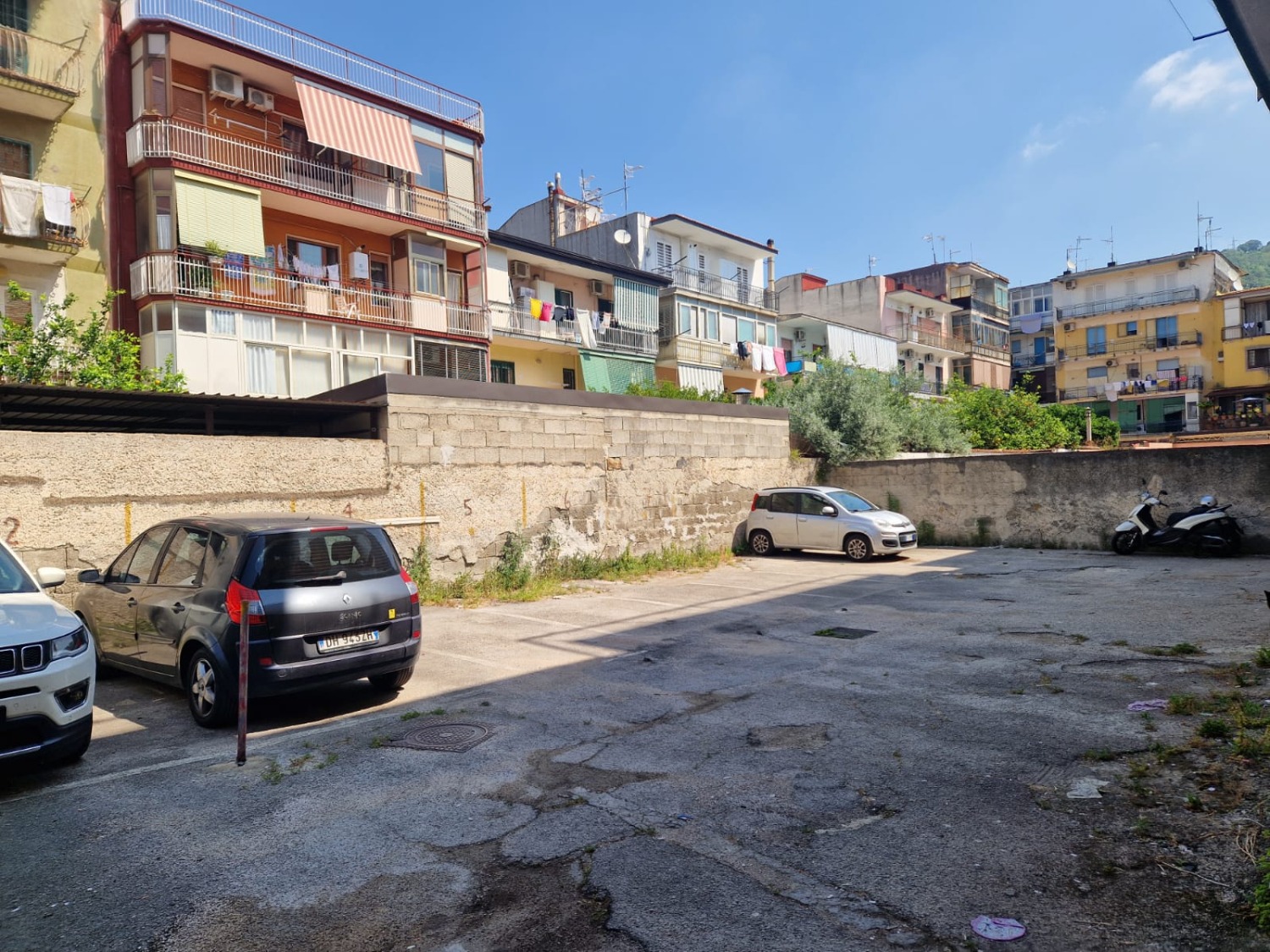 Pianura, posto auto 15 mq