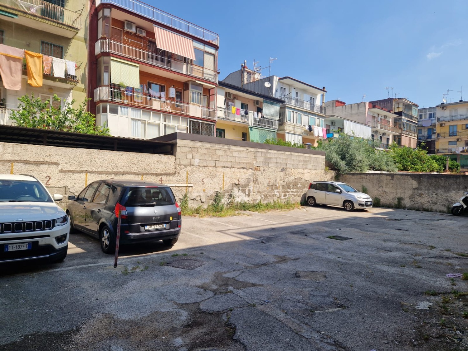 Pianura, posto auto 15 mq