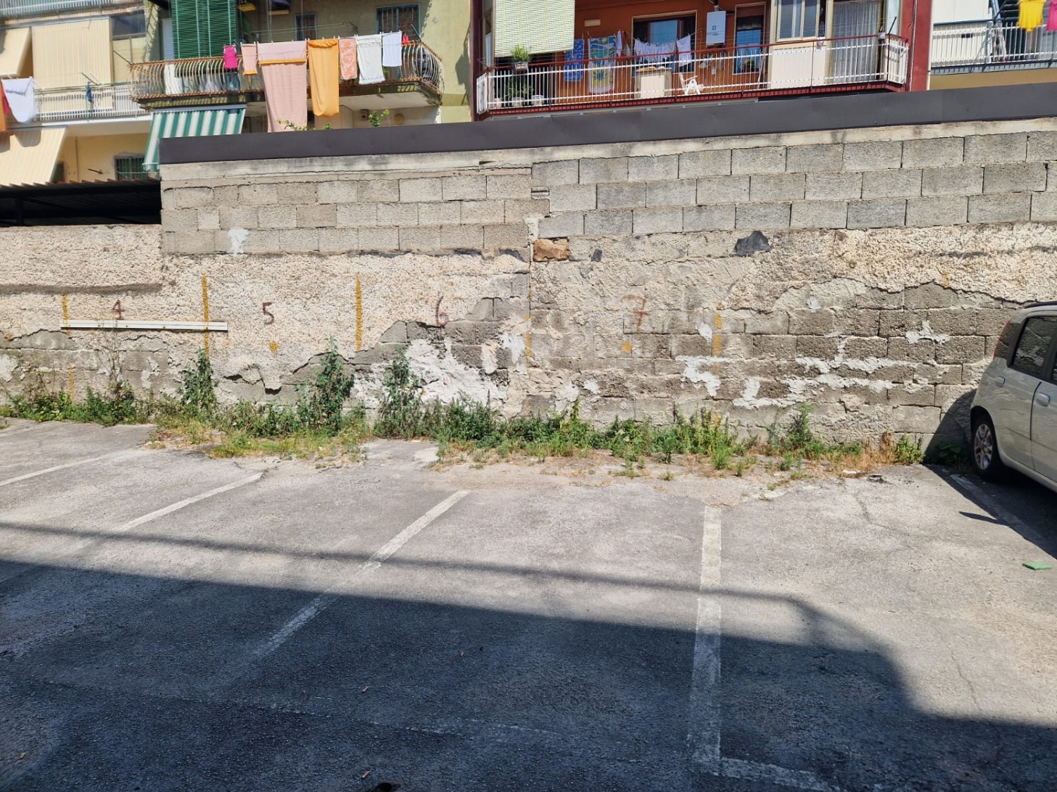 Pianura, posto auto 15 mq