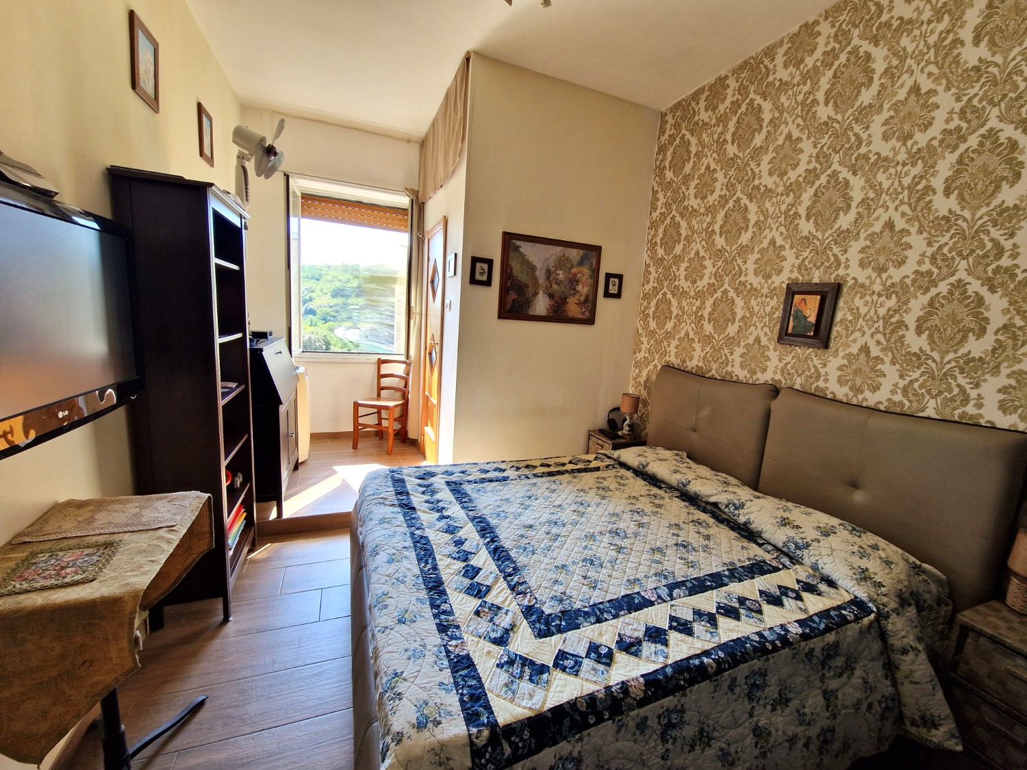 Agnano Bagnoli via Terenzio appartamento 4 locali