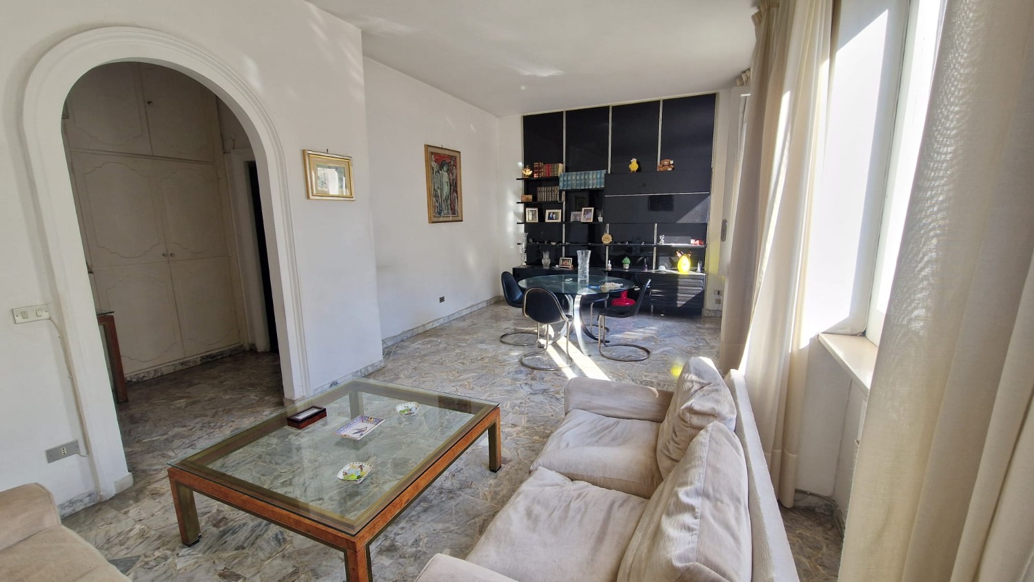 Vomero via Cilea ad. 5 vani piano alto luminoso