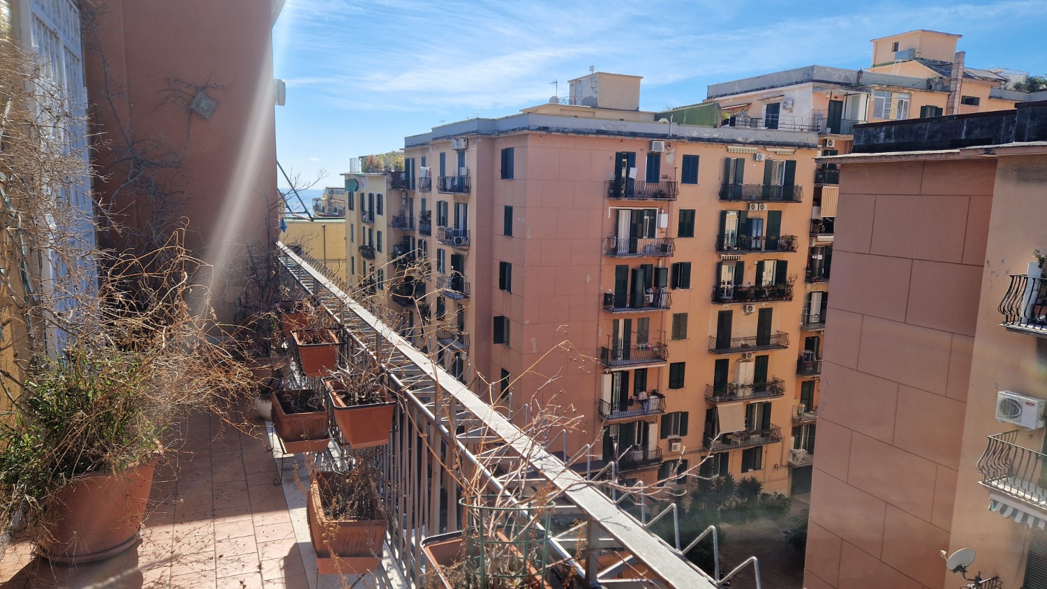 Vomero via Cilea ad. 5 vani piano alto luminoso