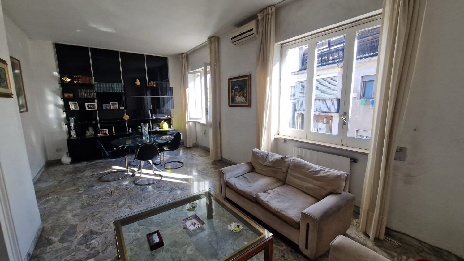 Vomero via Cilea ad. 5 vani piano alto luminoso