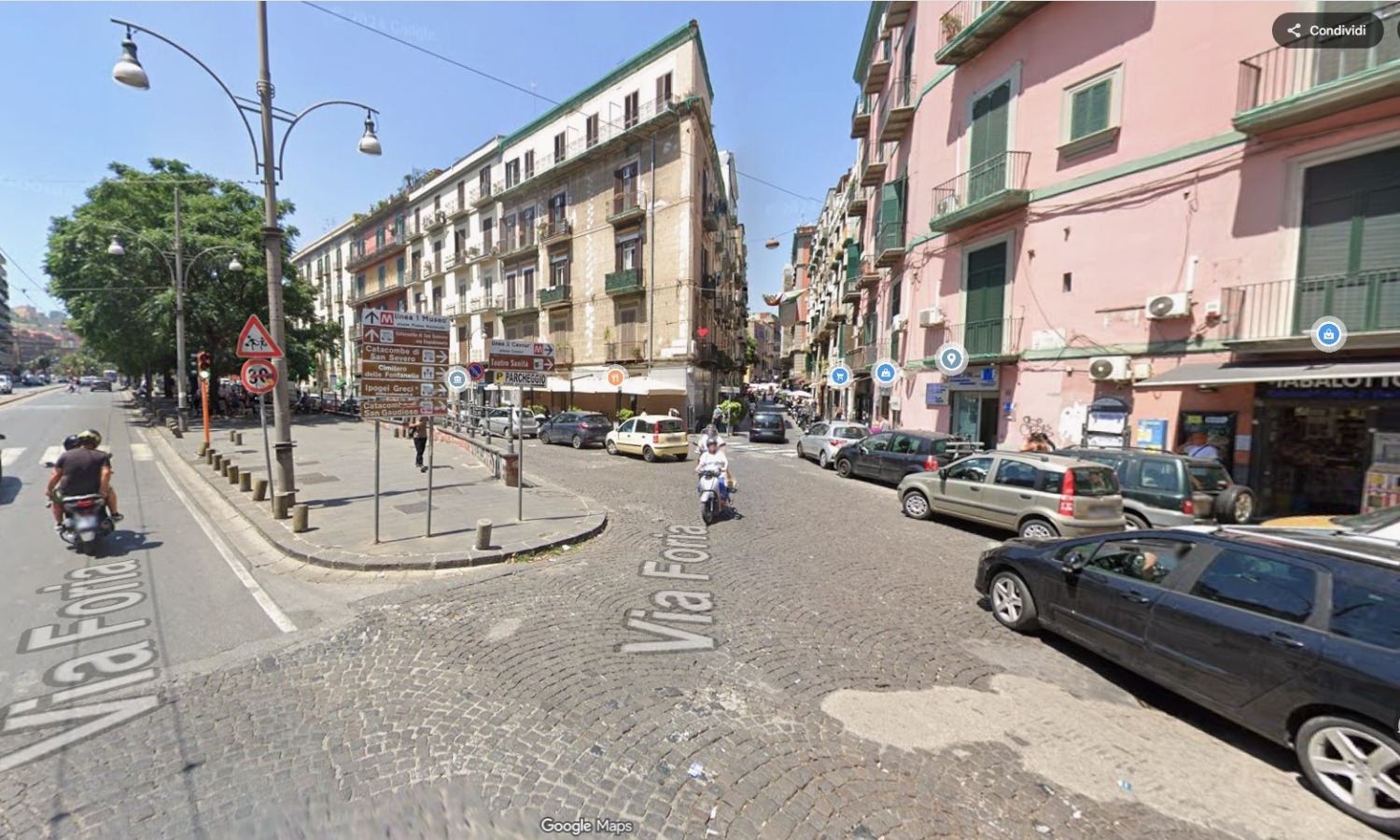 Centro storico - via Foria, 3 vani e accessori 6� piano