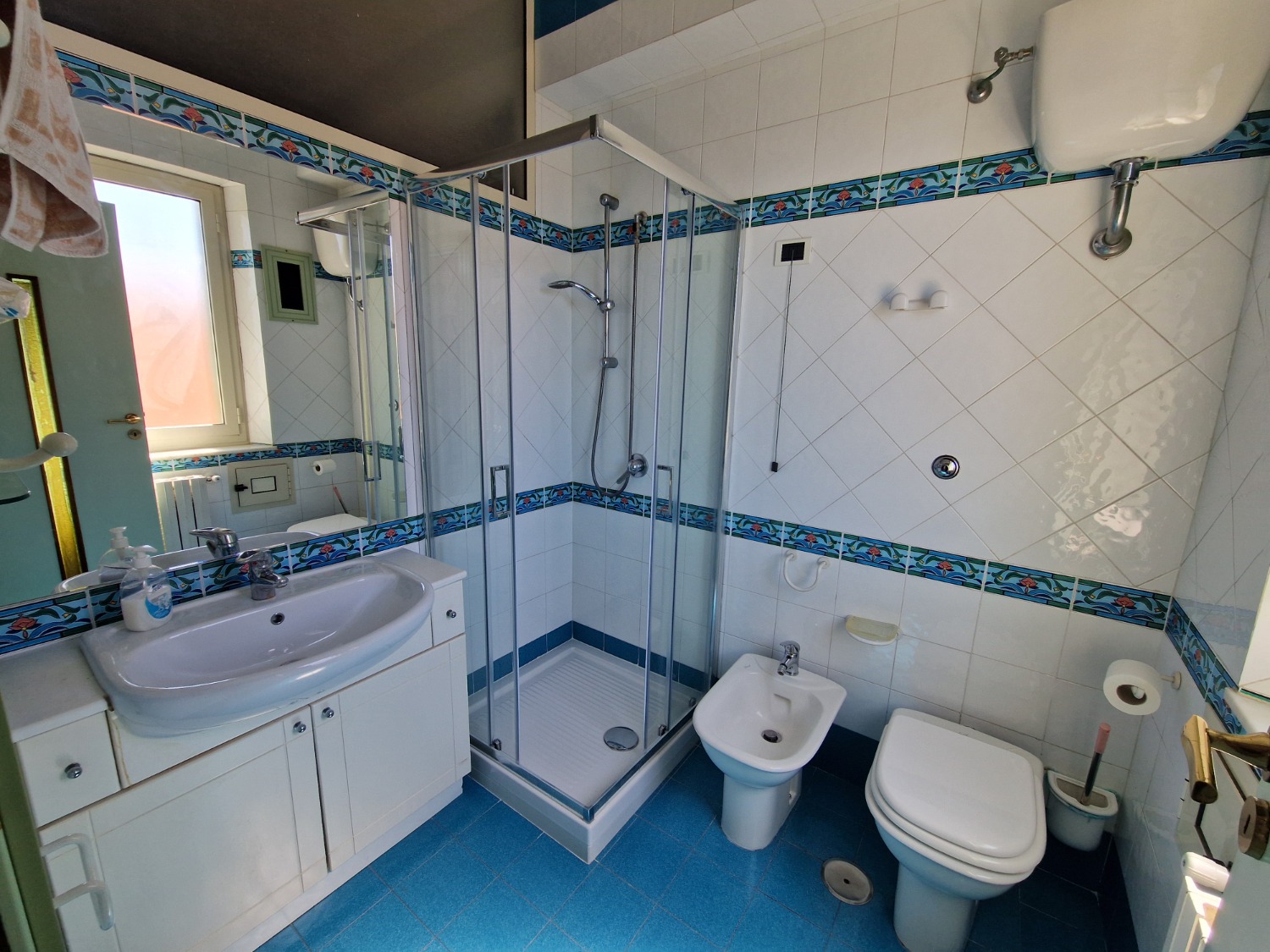 Vomero Arenella camera studentessa con bagno privato