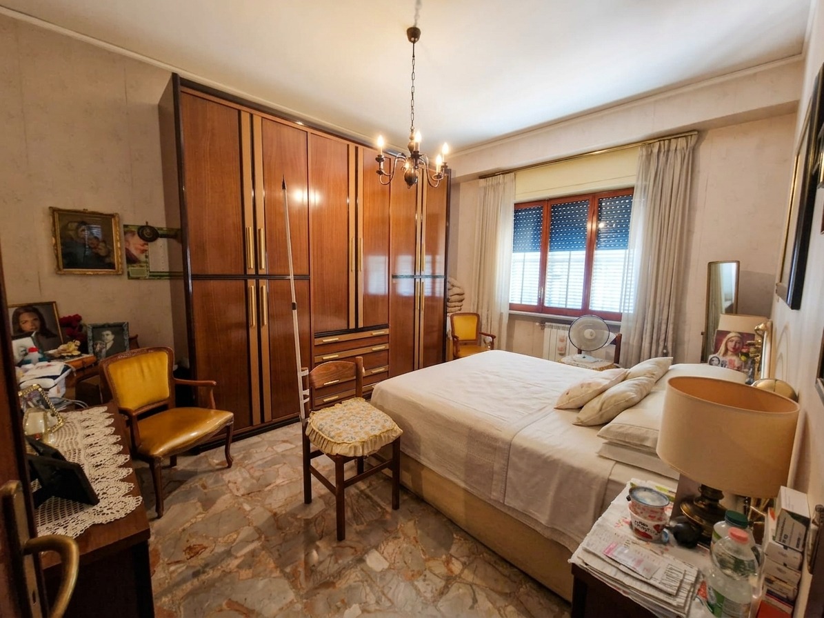 Fuorigrotta via Consalvo Nuda propriet� 70mq