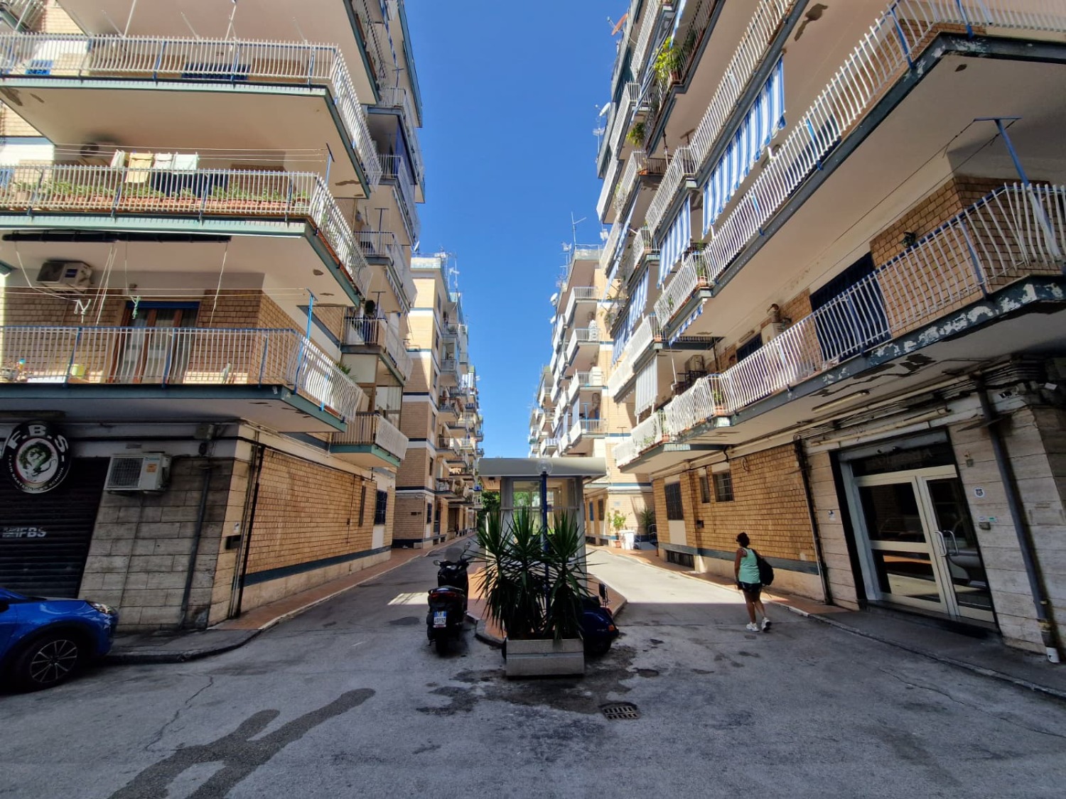 Fuorigrotta via Consalvo Nuda propriet� 70mq