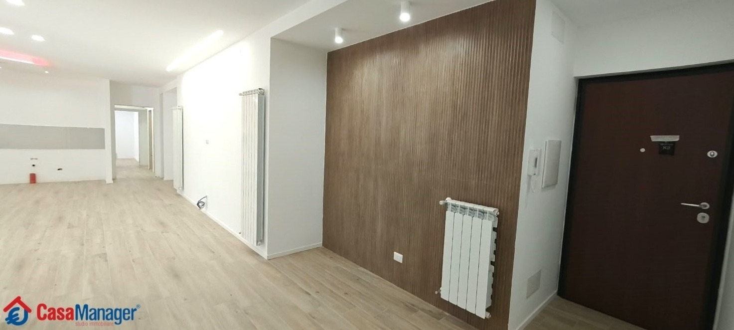 Arenella Piazza -  appartamento 5 locali � 585.000