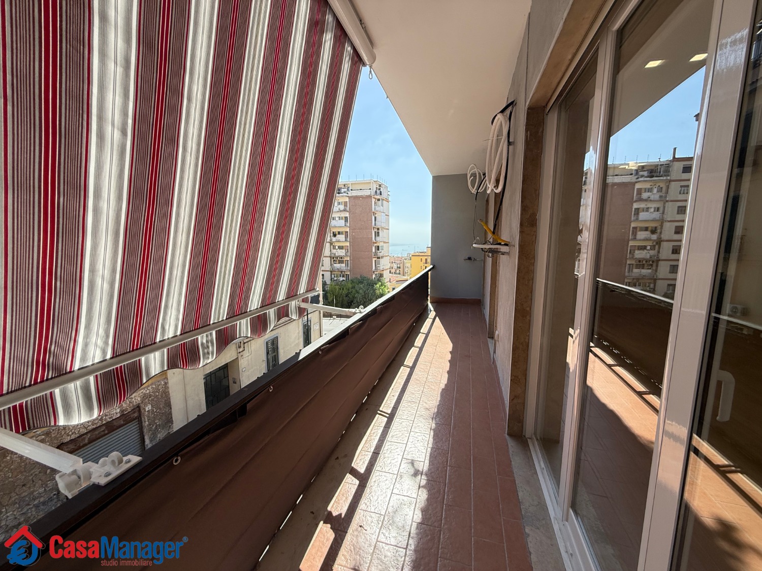 Arenella Piazza -  appartamento 5 locali � 585.000