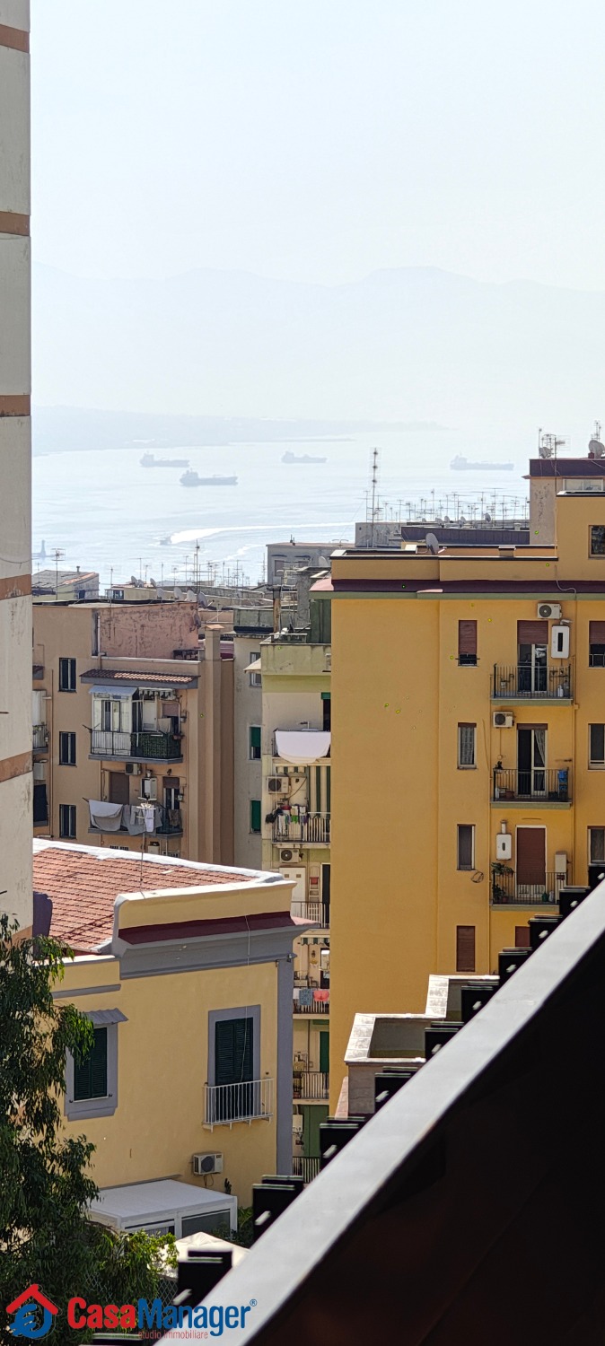Arenella Piazza -  appartamento 5 locali � 585.000
