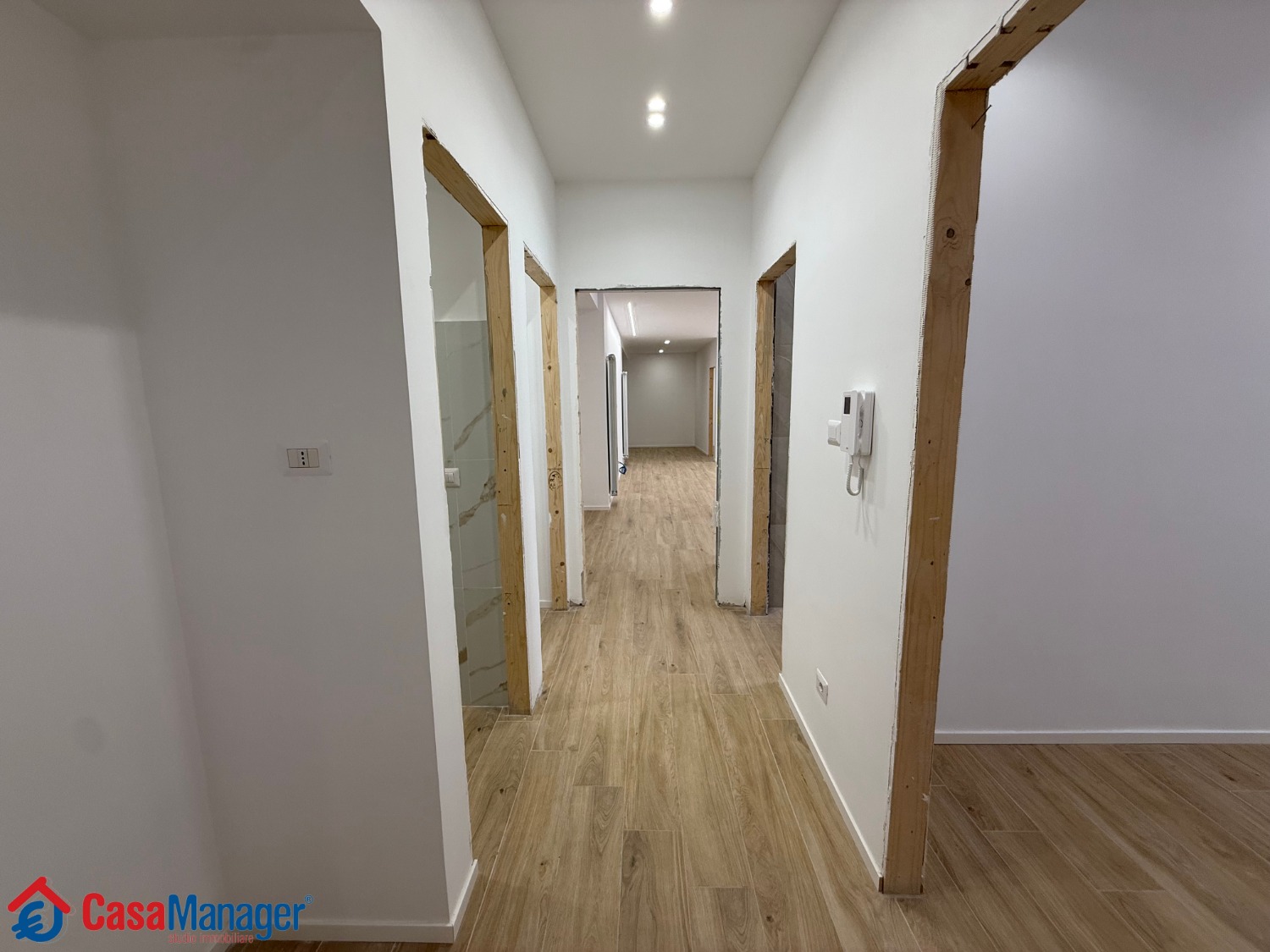 Arenella Piazza -  appartamento 5 locali � 585.000