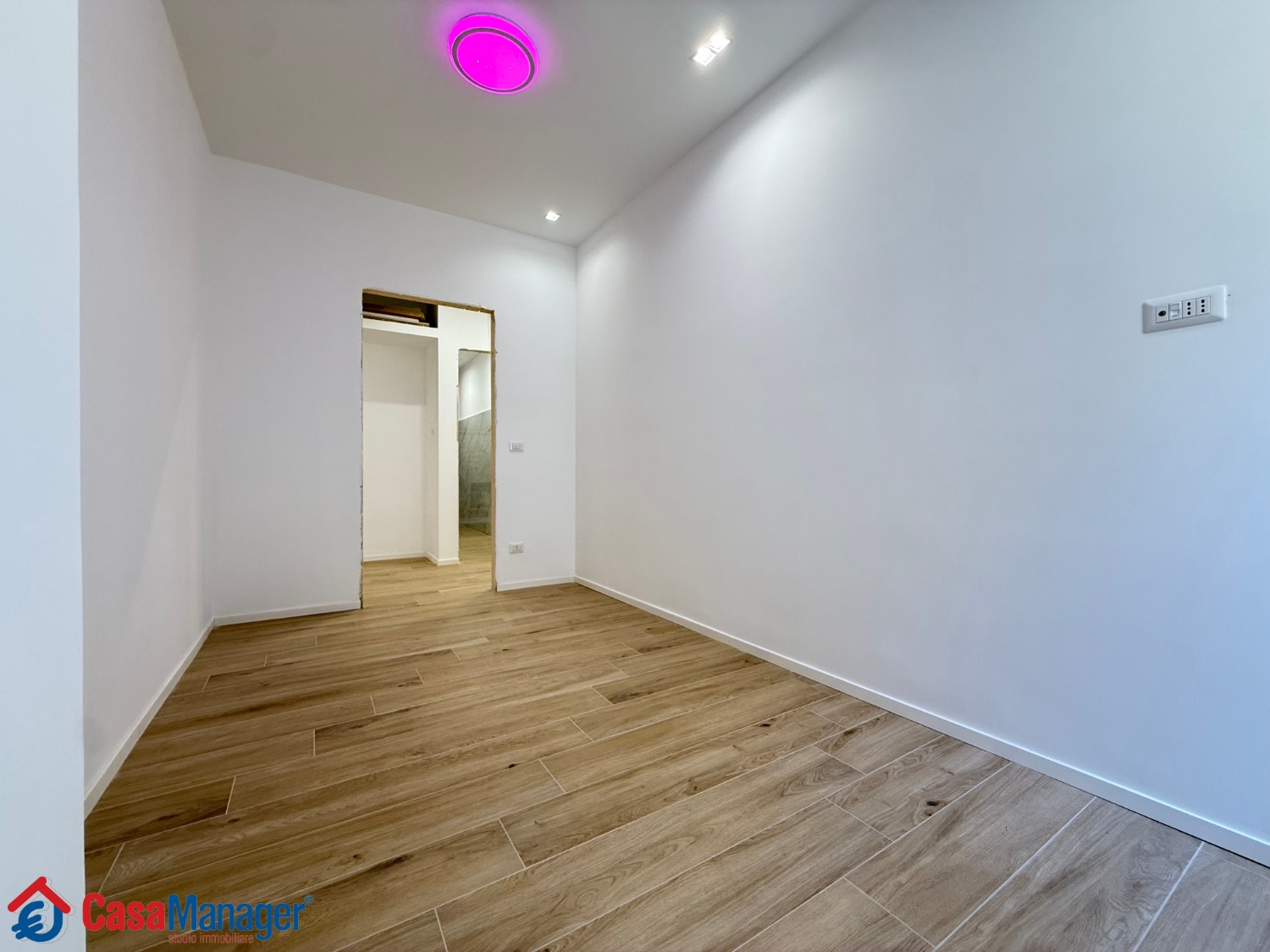 Arenella Piazza -  appartamento 5 locali � 585.000