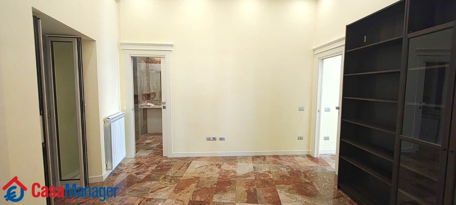 materdei -  appartamento 6 locali � 530.000 T640