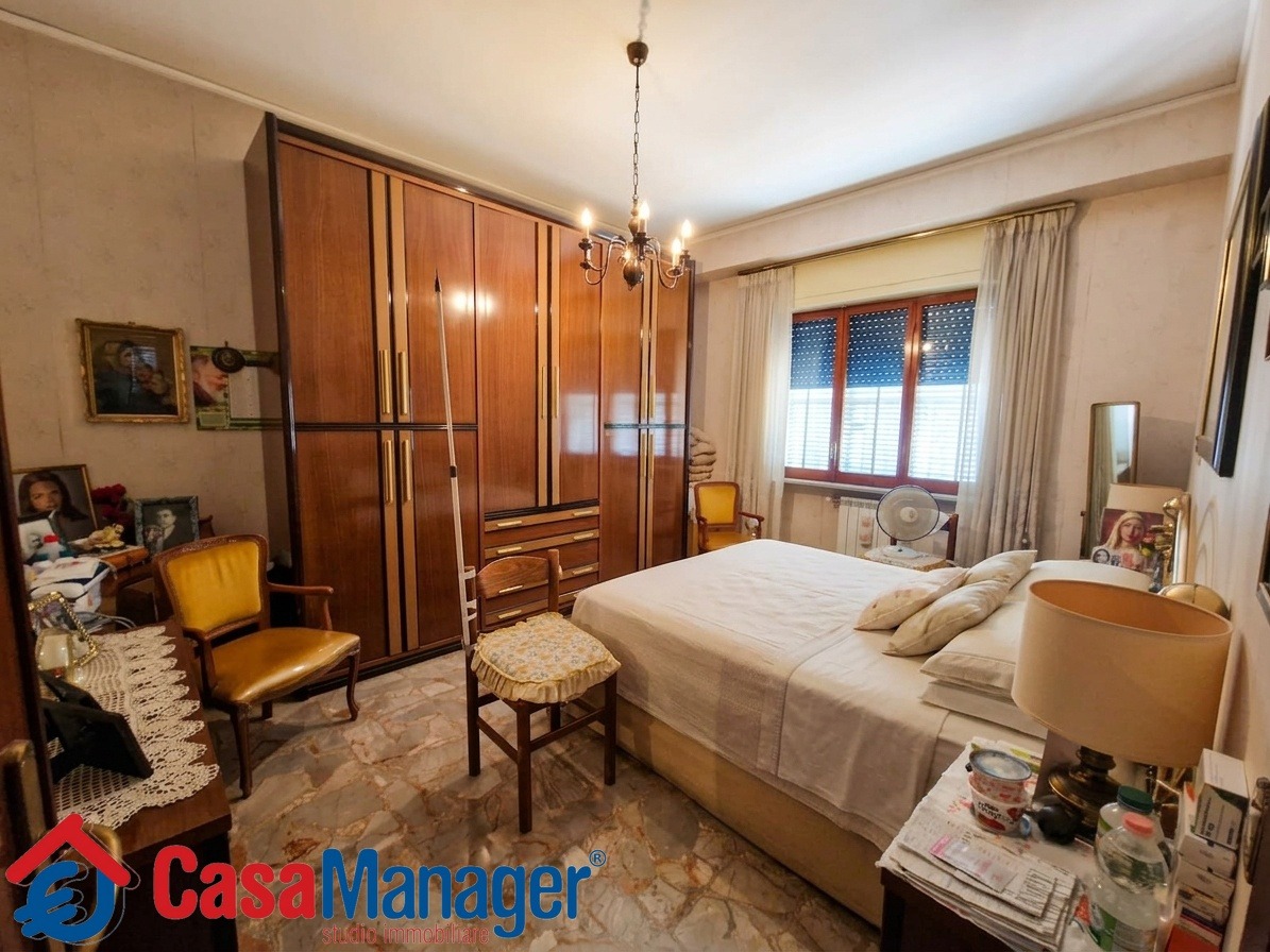 Fuorigrotta via Consalvo Nuda propriet� 70mq