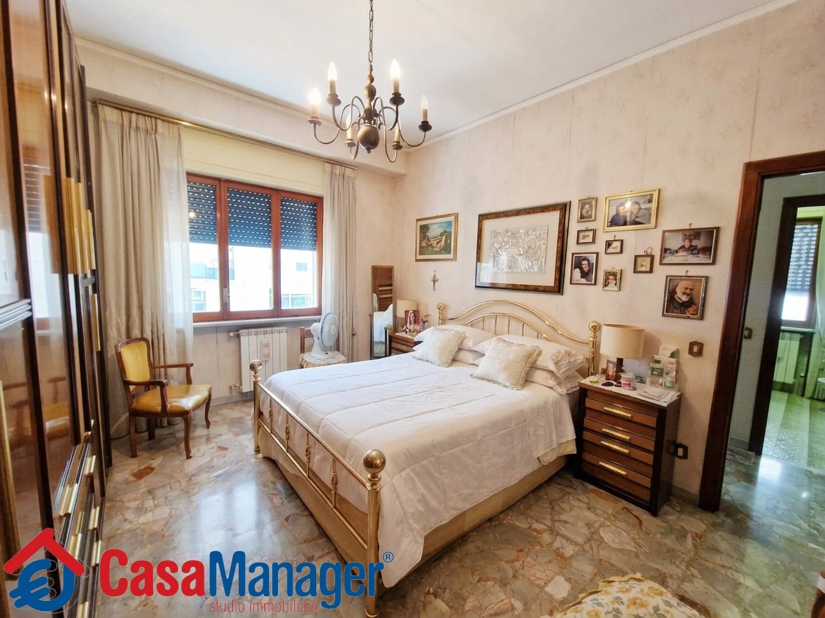 Fuorigrotta via Consalvo Nuda propriet� 70mq