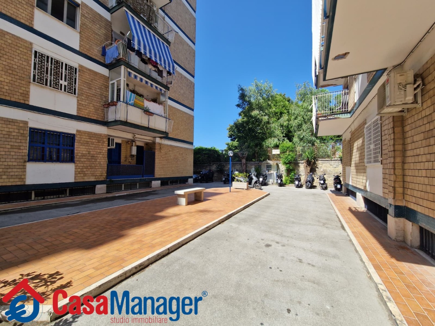Fuorigrotta via Consalvo Nuda propriet� 70mq