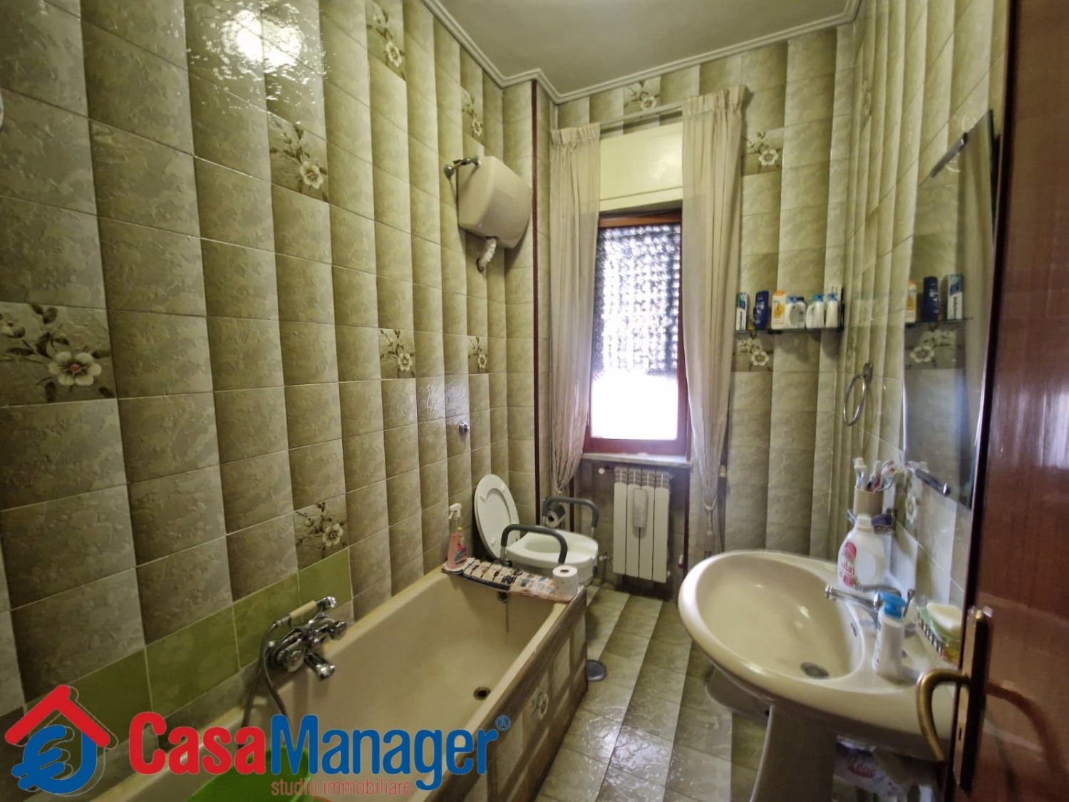 Fuorigrotta via Consalvo Nuda propriet� 70mq