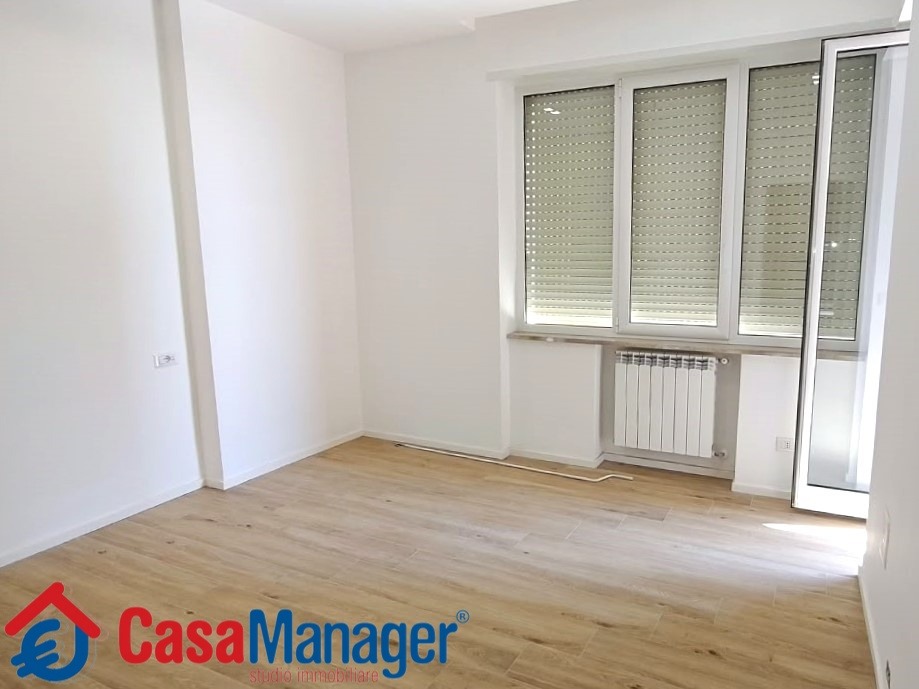 Arenella Piazza -  Appartamento 5 locali � 585.000