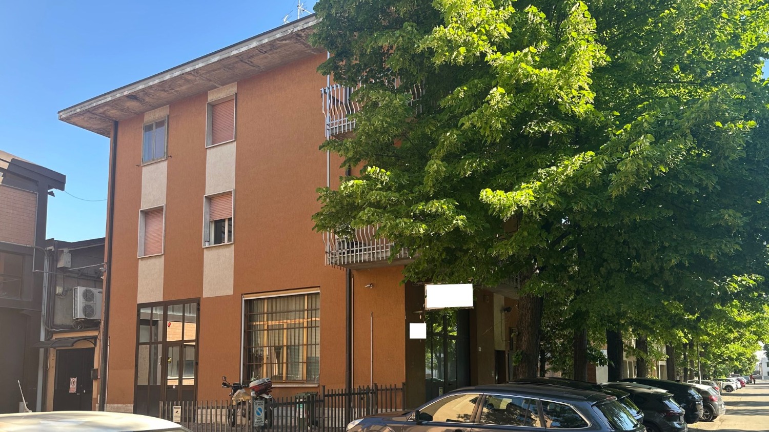 annuncio-1